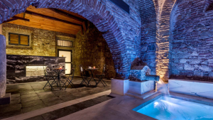 Degustación de producto alentejano en el In Acqua Veritas Spa en Évora como parte de una experiencia sensorial de bienestar